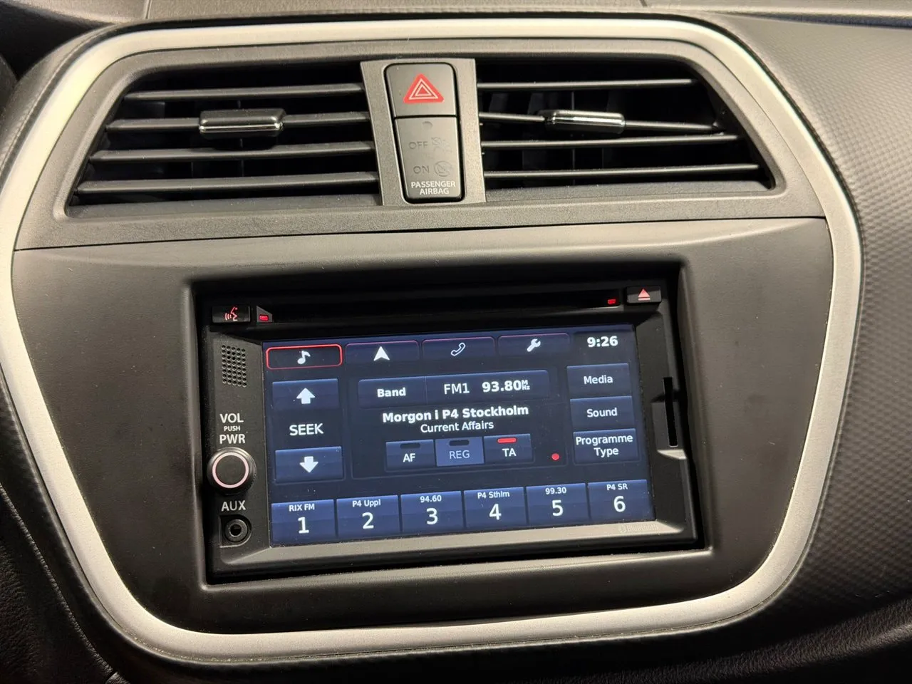 Vehicle image 14