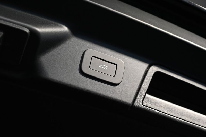 Land Rover Range Rover Velar bild 26