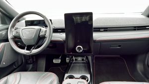 Ford Mustang Mach-E bild 4