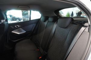BMW 120 bild 8