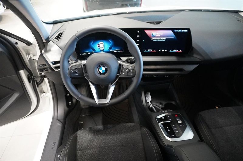BMW 120 bild 2