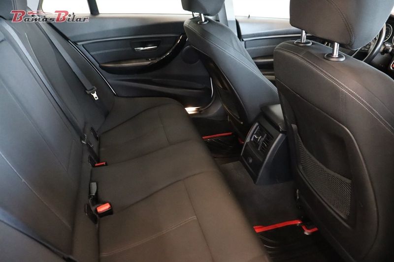 BMW 320 bild 18