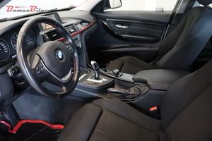BMW 320 bild 12