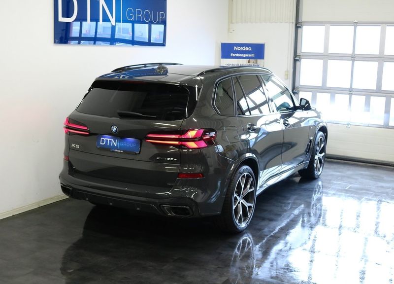 BMW X5 bild 2