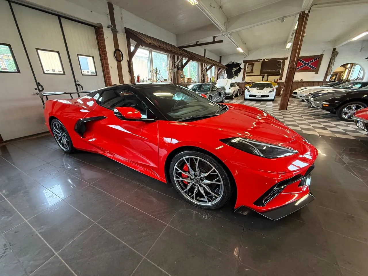 Vehicle image 14