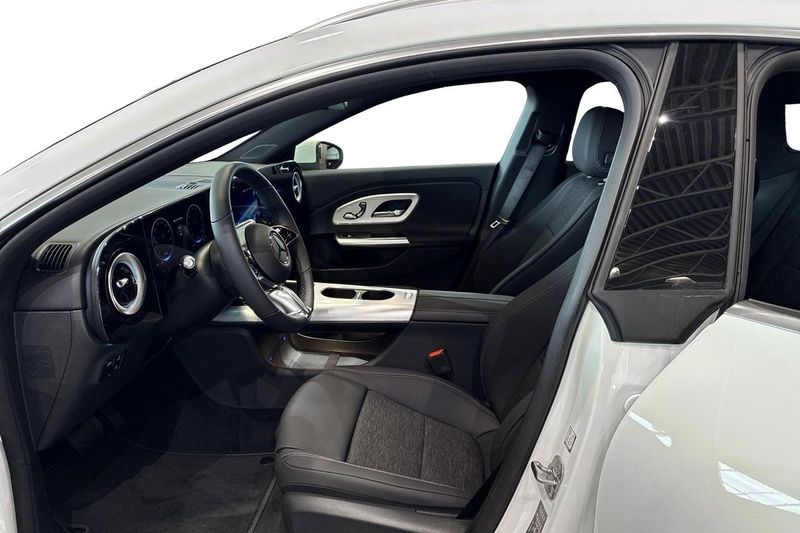 Mercedes CLA250 bild 12