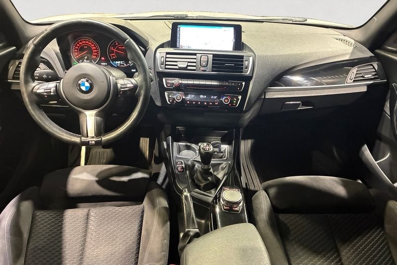BMW 118 bild 11