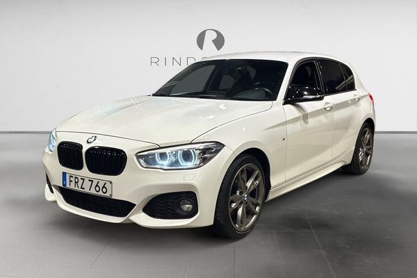 BMW 118 d xDrive 150 HK M-SPORT DRAG NAV RATTVÄRME H/K NYSERV - 2016