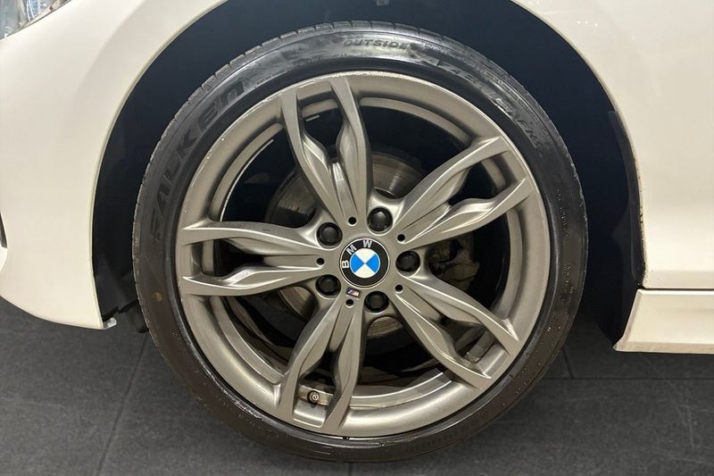 BMW 118 bild 16