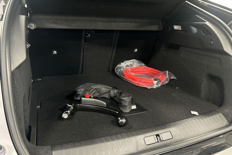 Peugeot e-3008 bild 9