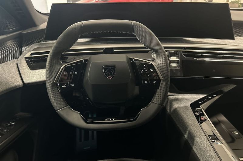 Peugeot e-3008 bild 15