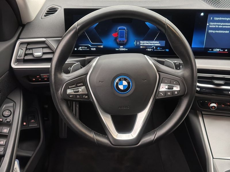 BMW 330 bild 13