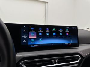 BMW 330 bild 19