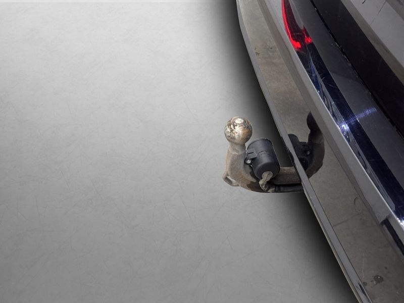 BMW 330 bild 8