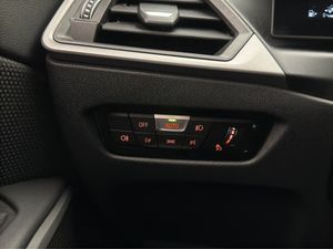 BMW 330 bild 29