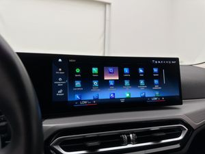 BMW 330 bild 21