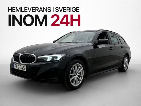 BMW 330 e xDrive 292hk MOMS Widescreen Navi CarPlay Sensorer - 2023
