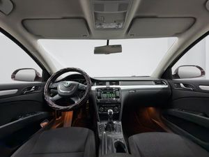 Skoda Superb bild 10