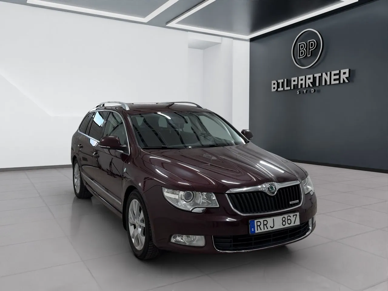 Vehicle image 2