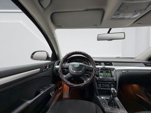 Skoda Superb bild 11