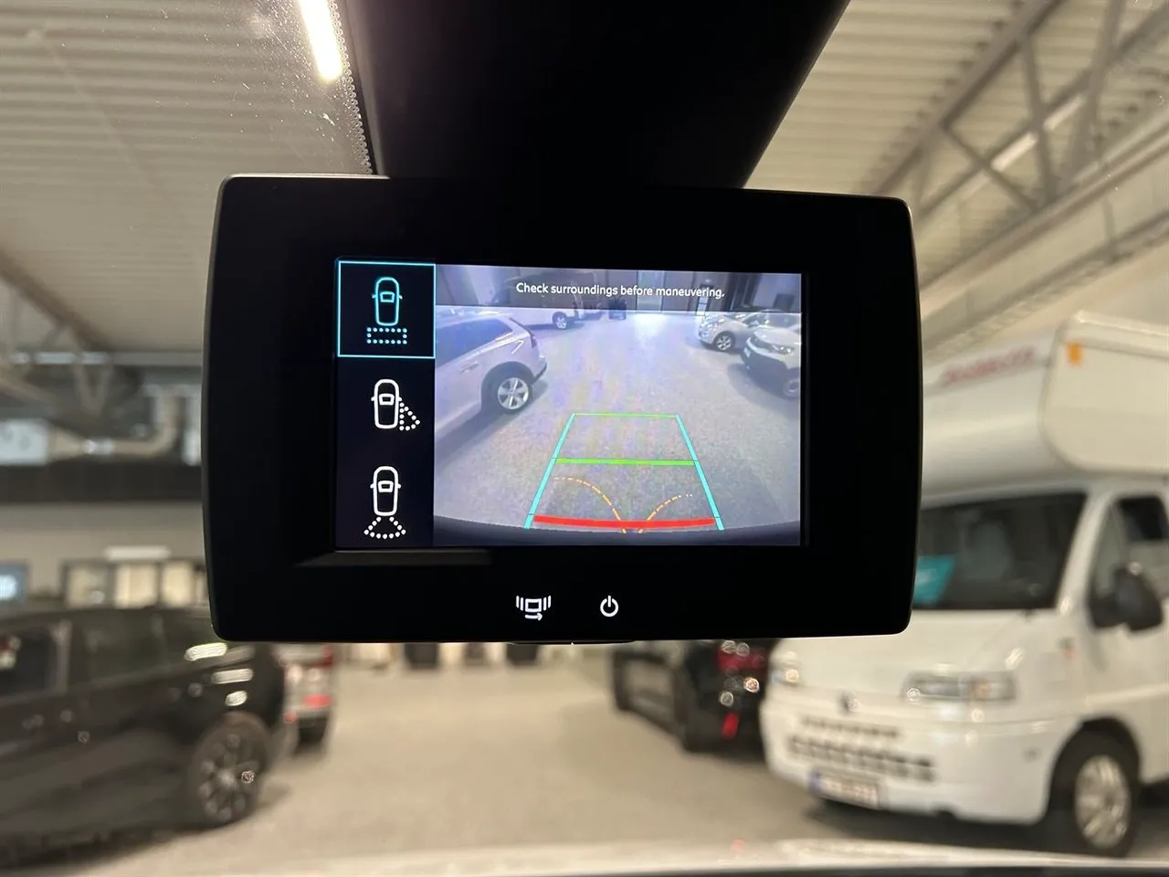 Vehicle image 22