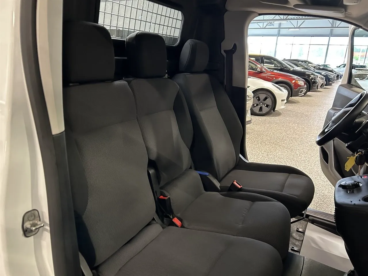 Vehicle image 20