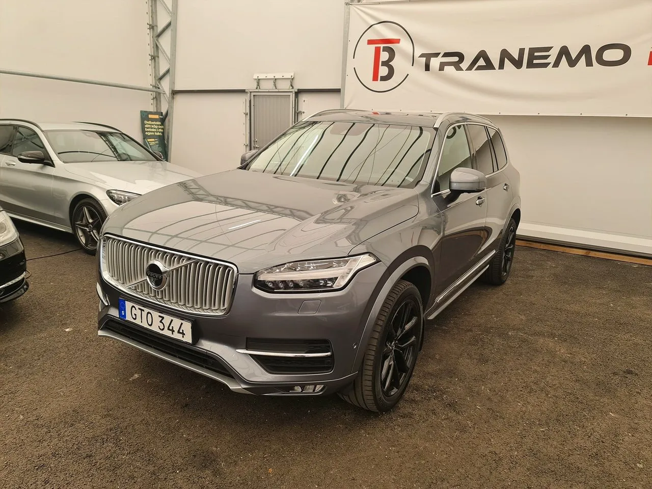 Vehicle image 8