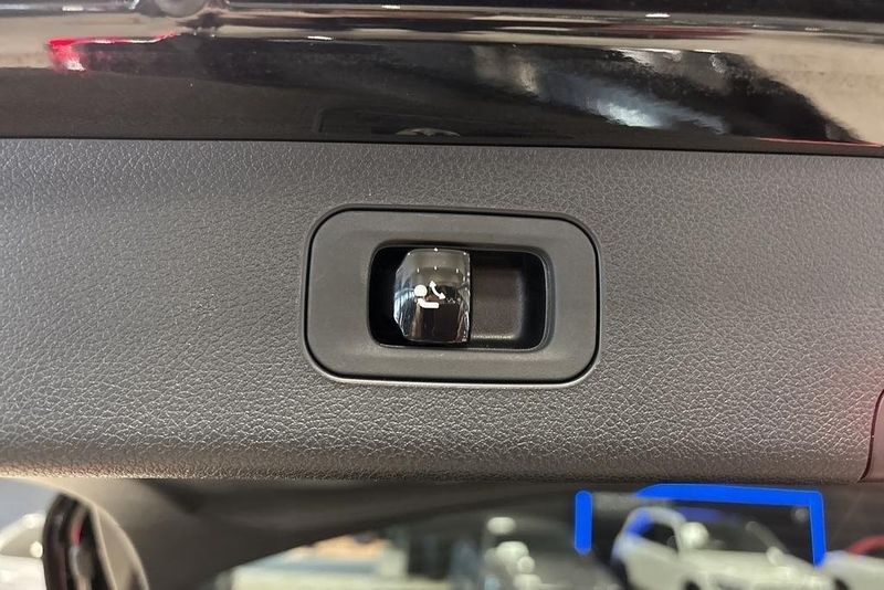 Mercedes E300 bild 17