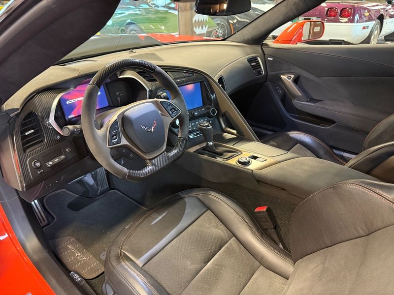 Chevrolet Corvette bild 25