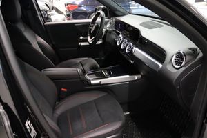 Mercedes GLB220 bild 23
