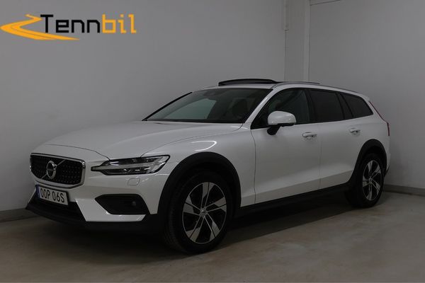 Volvo V60 Cross Country B4 AWD Advpro Läder Drag Pano D-Värme 360° H/K MOMS Nav - 2022