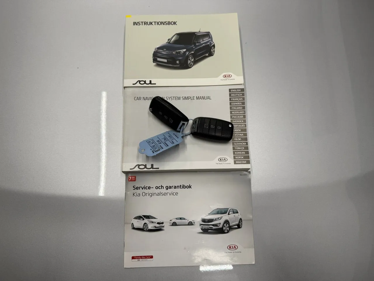 Vehicle image 21