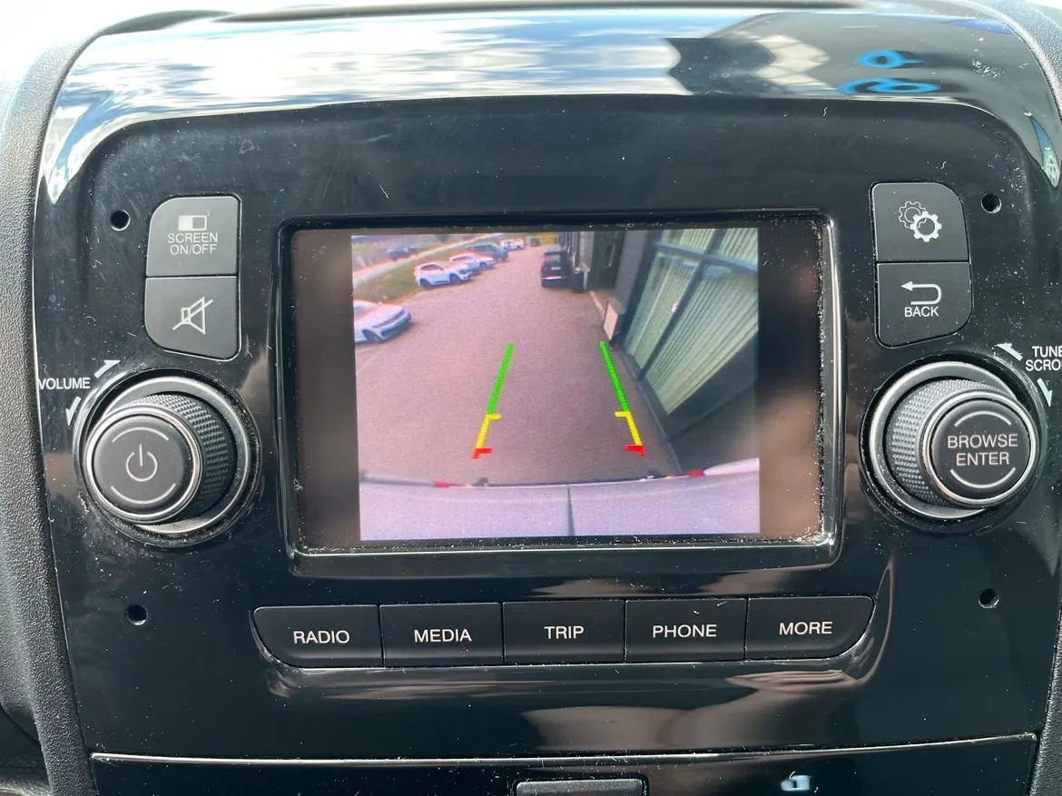 Vehicle image 17
