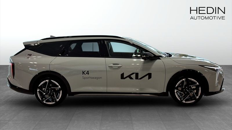 Kia K4 bild 6