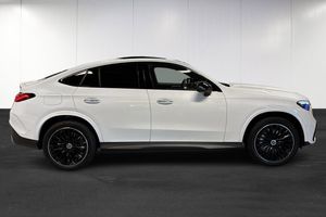 Mercedes GLC400 bild 8