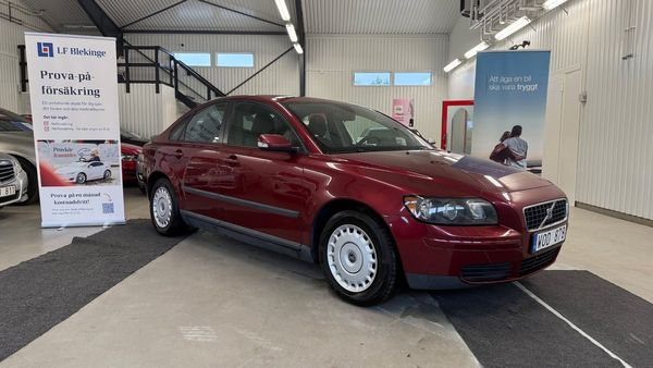 Volvo S40 1.8 Manuell, 125hk * VÄLSKÖTT * - 2005