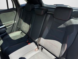 Mercedes GLA250 bild 13