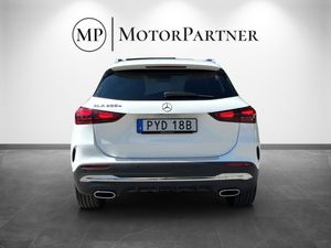 Mercedes GLA250 bild 6