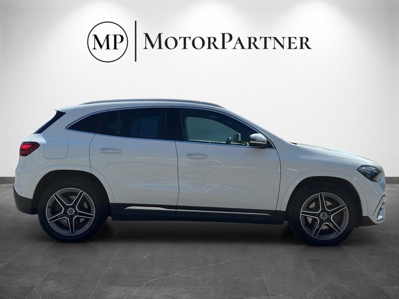 Mercedes GLA250 bild 8