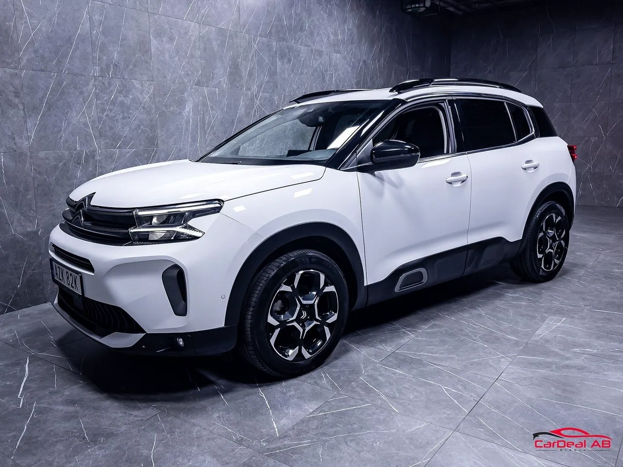 Vehicle image 2