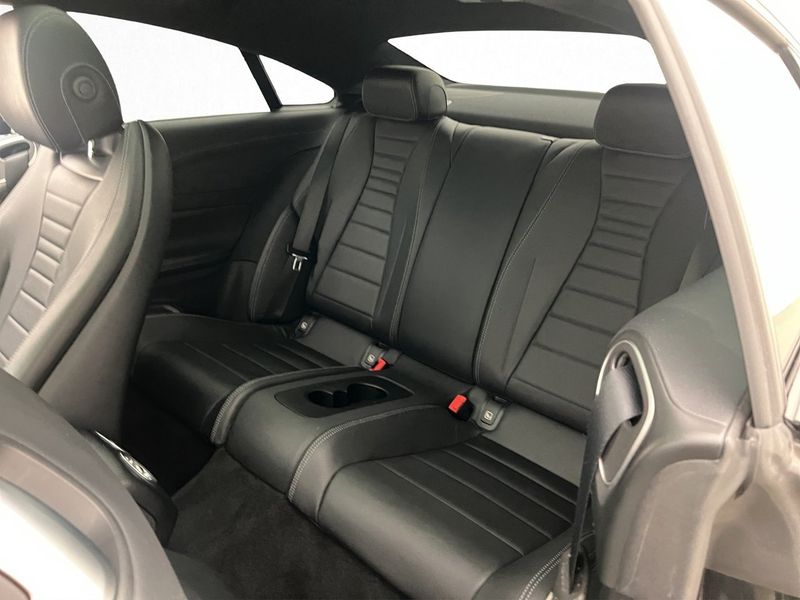 Mercedes E200 bild 16