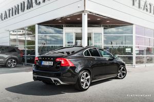 Volvo S60 bild 2