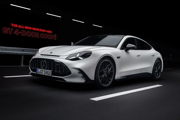 Mercedes AMG GT 63 4-Dörrars Coupé *BESTÄLLNING* - 2027