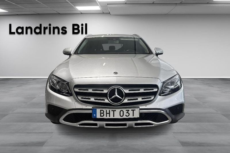 Mercedes E220 bild 2