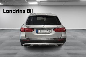 Mercedes E220 bild 5