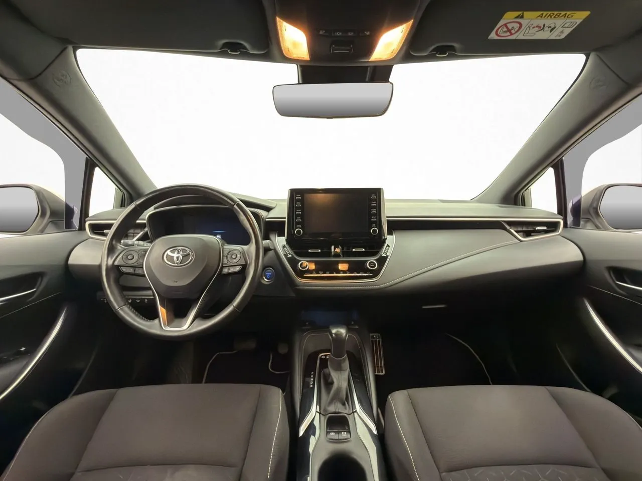 Vehicle image 10