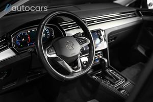 Volkswagen Passat bild 15