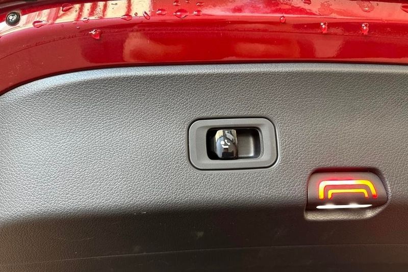 Mercedes GLC220 bild 15