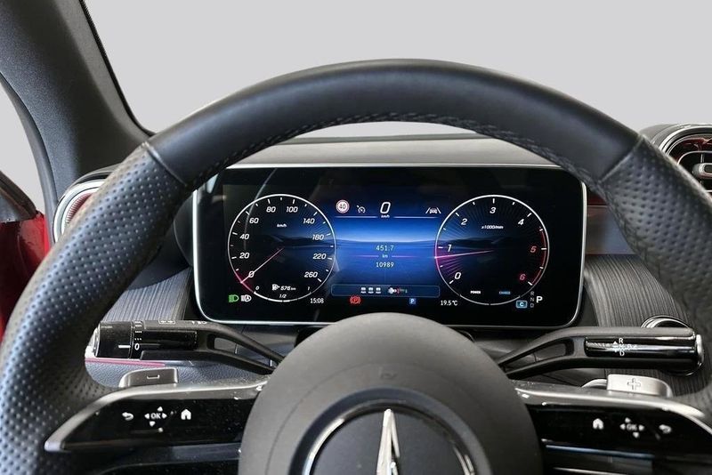 Mercedes GLC220 bild 10