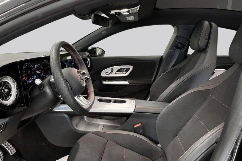 Mercedes CLA350 bild 8